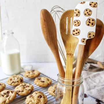 chocolate chip cookie spatula from Williams Sonoma