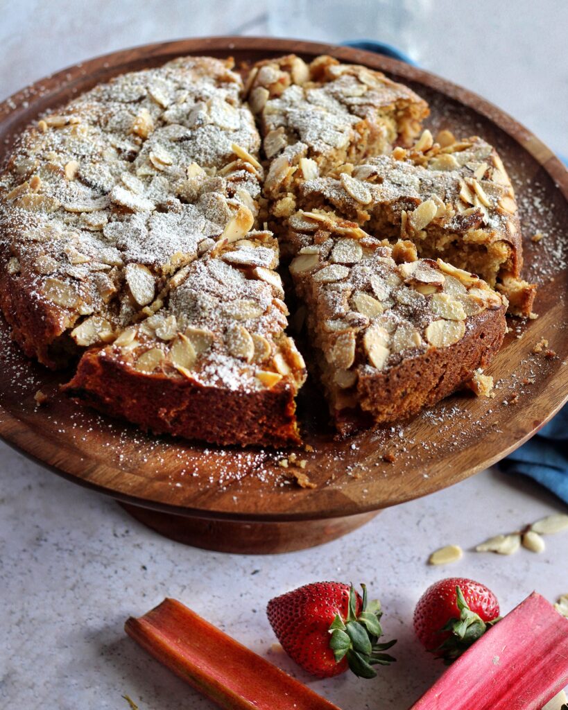 Strawberry rhubarb cake with sliced almonds, sliced 